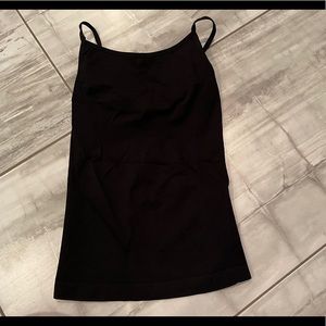 Set of 2 sport tank tops, built in bra size small